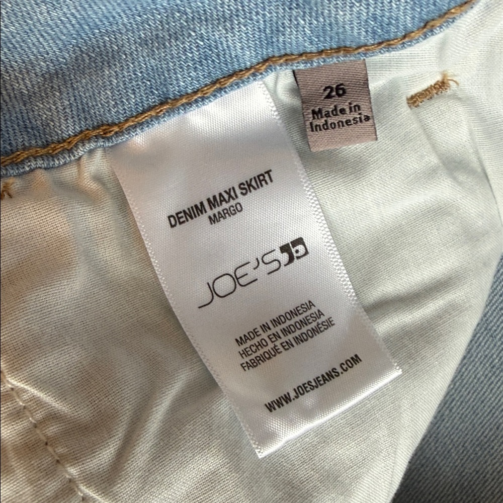 NWT Joes Jeans Margo Denim Midi Skirt Light Wash Women’s Size 26 - Picture 11 of 12